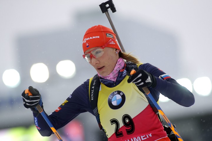 Domračevová víťazne v šprinte. Kuzminová získala malý glóbus